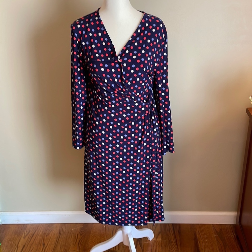 Anne Klein Size 11 Blue/Pink/White Polk-A-Dot dress. Ruching @ waist.